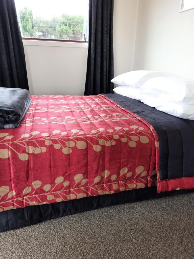 Glenavys Waitaki River Motor Camp מראה חיצוני תמונה
