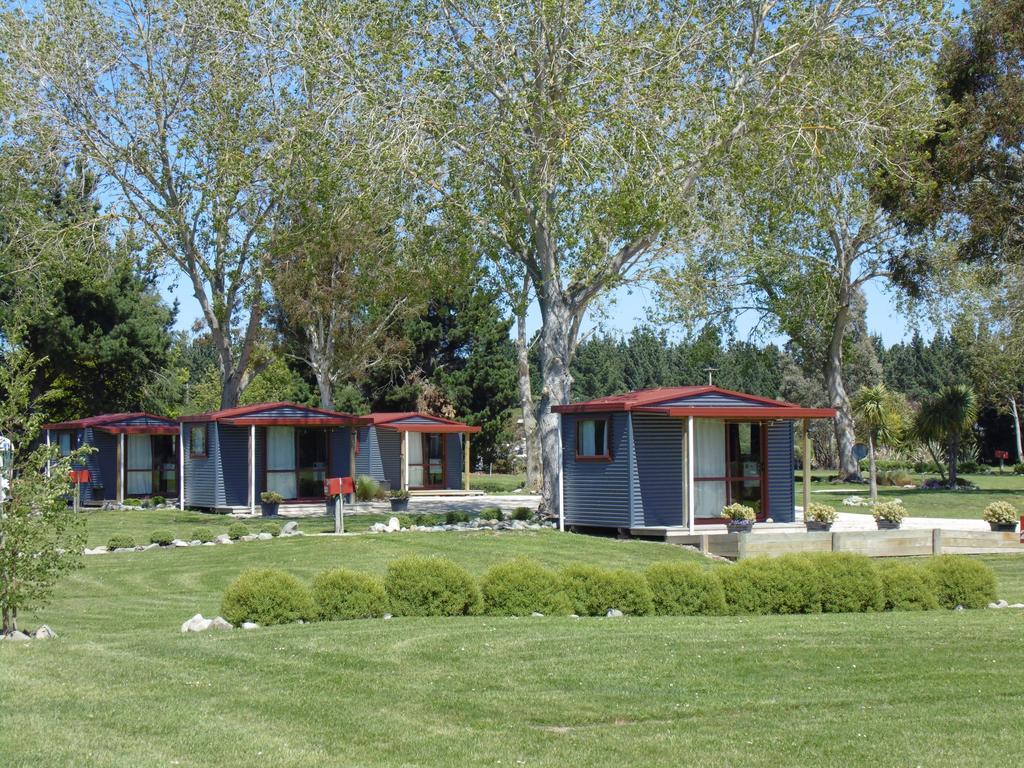 Glenavys Waitaki River Motor Camp מראה חיצוני תמונה