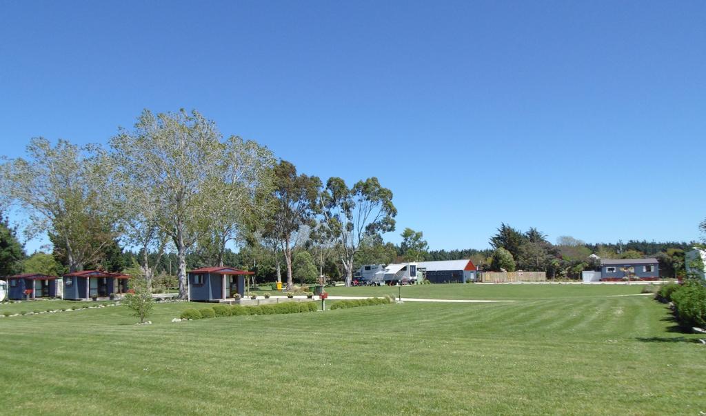 Glenavys Waitaki River Motor Camp מראה חיצוני תמונה