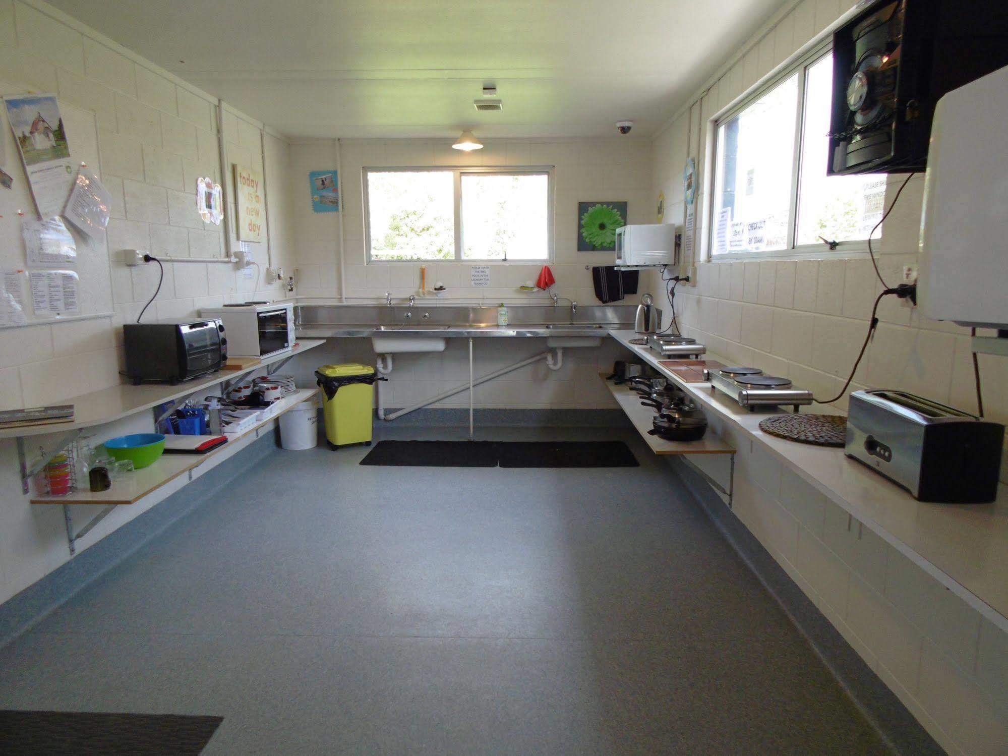 Glenavys Waitaki River Motor Camp מראה חיצוני תמונה