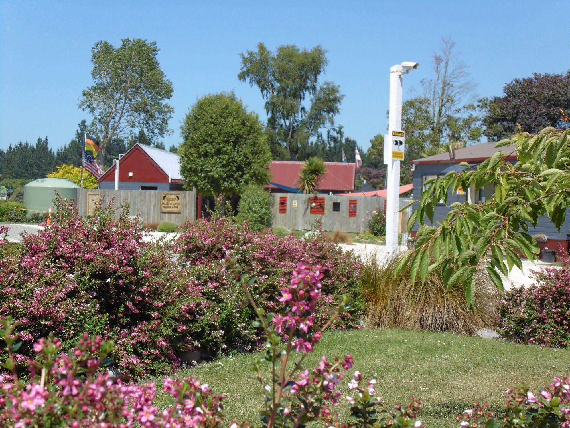 Glenavys Waitaki River Motor Camp מראה חיצוני תמונה