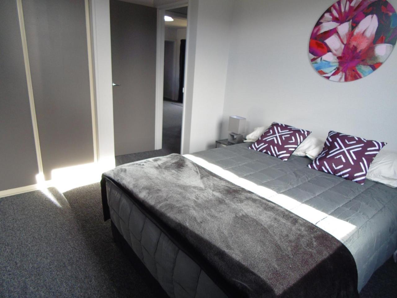 Glenavys Waitaki River Motor Camp מראה חיצוני תמונה